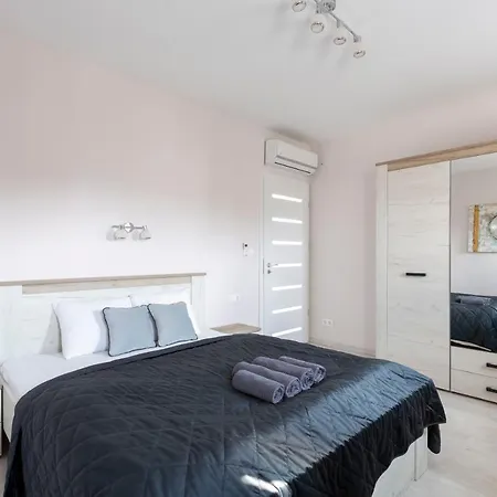 Luxurious Karoly In The Heart Of Budapest